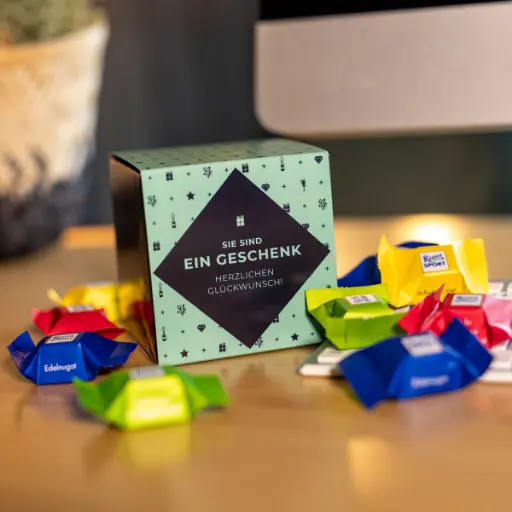 Sie sind ein Geschenk "Herzlichen Glückwunsch" - Ritter Sport Box