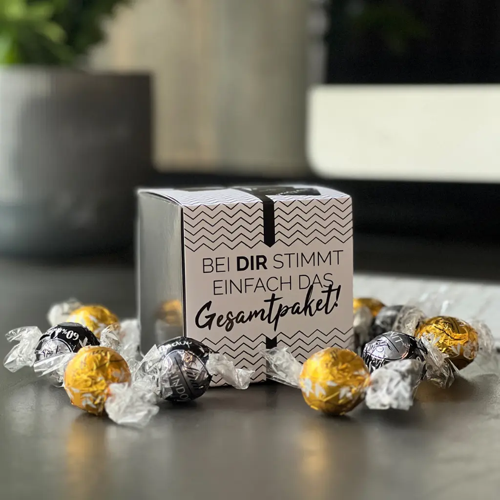 Geschenkbox "Bei Dir stimmt das Gesamtpaket" - Lindor